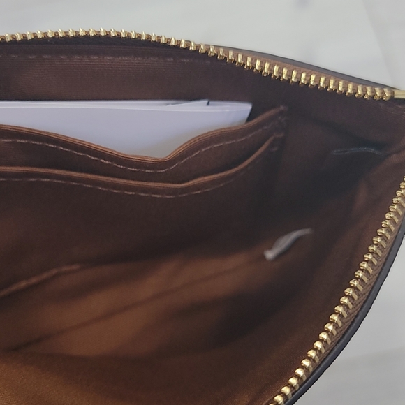 Coach Corner Zip Wristlet In Signature Canvas - Picture 3 of 3